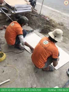 Thợ ốp lát gạch nền F24