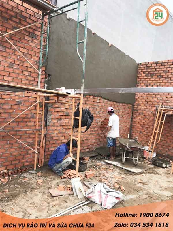 Quy tr&igrave;nh t&ocirc; tr&aacute;t tường