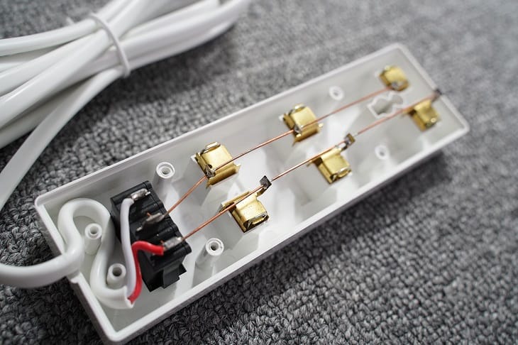 Hướng dẫn nối d&acirc;y điện v&agrave;o ổ cắm