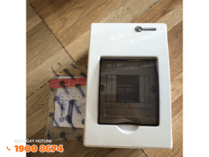 Ổ cắm điện âm tường Roman