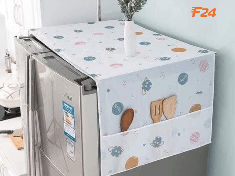 Vải phủ tr&ecirc;n đầu tủ lạnh