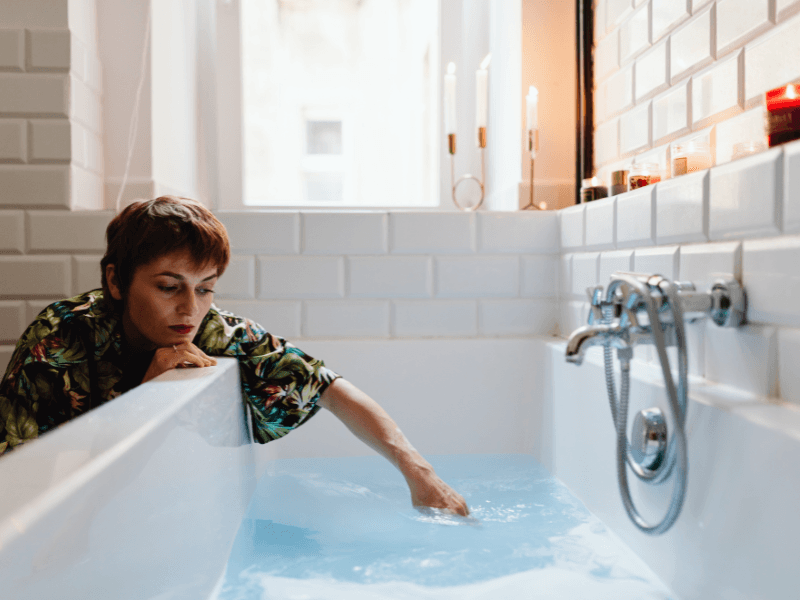Tư vấn chọn mua vòi nước phù hợp với nội thất gia đình 3 Vòi nước lạnh
