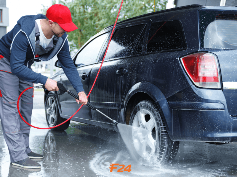 Các tiêu chí chọn mua máy rửa xe bạn cần biết 2 voi rua
