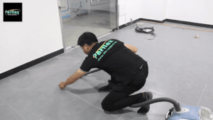 Vệ sinh mạch gạch và bề mặt gạch