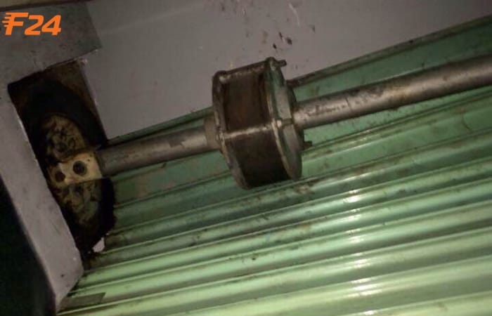 l&ograve; xo cửa cuốn sử dụng l&acirc;u ng&agrave;y