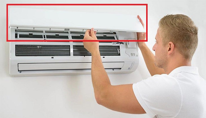Nhấc mặt nạ máy lạnh lên nhẹ nhàng nhấc lớp mặt nạ máy lạnh