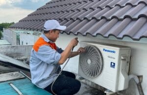 kỹ thuật vệ sinh máy lạnh