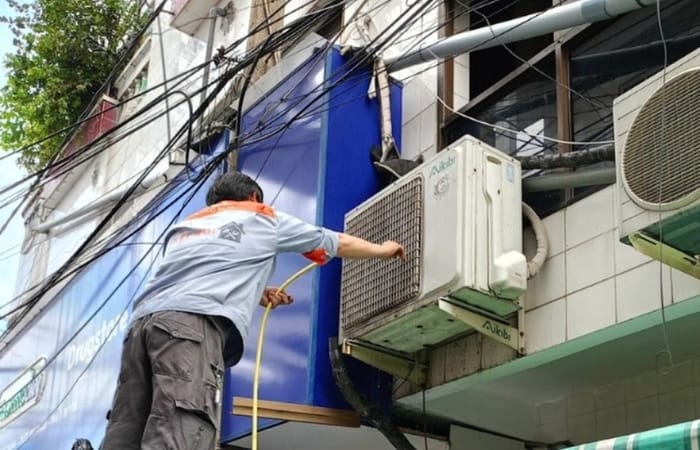 vệ sinh m&aacute;y lạnh