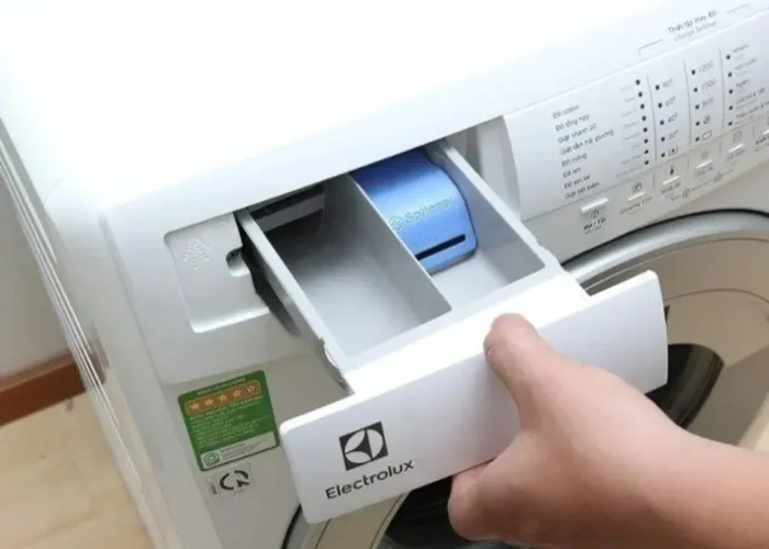 vệ sinh khay đựng bột giặt
