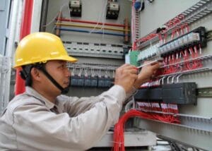 Thợ sửa chữa dân dụng