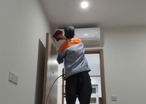 Quy trình vệ sinh điều hòa Funiki chuyên nghiệp