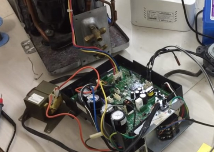 Hỏng bo mạch điện tử điều h&ograve;a panasonic