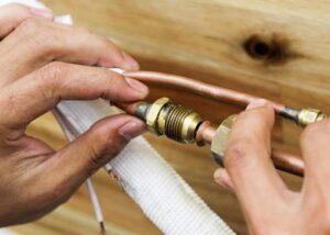 vệ sinh ống đồng điều hòa