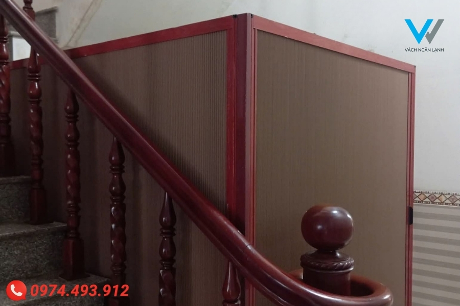 Vách ngăn tổ ong sử dụng để tạo kho lưu trữ riêng, gọn gàng và tiết kiệm diện tích Thi công vách ngăn tổ ong nhanh chóng, tiết kiệm chi phí và tối ưu môi trường làm việc