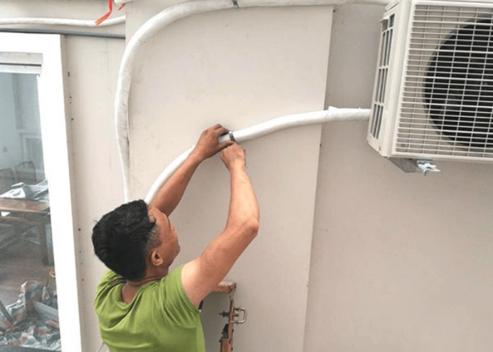 Kiểm tra ống đồng sau khi vệ sinh tránh thất thoát gas kiểm tra ống đồng