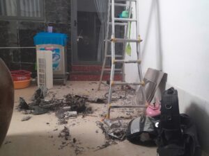 Hiện trường cục nóng điều hòa bất ngờ phát nổ hiện trường cục nóng điều hòa phát nổ