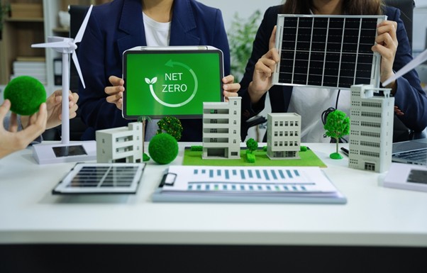 Lợi ích của điện mặt trời áp mái - Giải pháp tiết kiệm & bền vững cho gia đình Việt 2 Lợi ích kinh tế của điện mặt trời áp mái