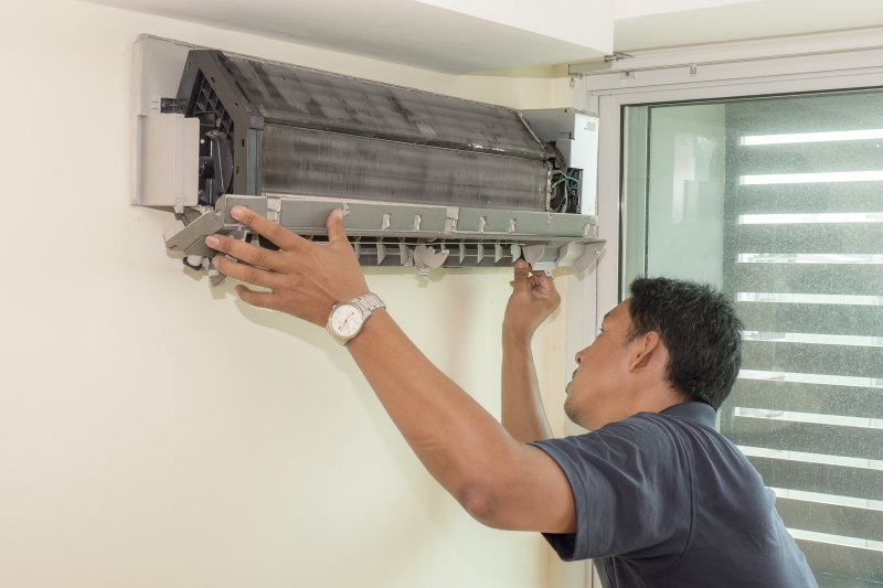 quạt d&agrave;n lạnh bị hỏng