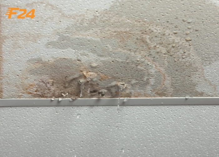 C&aacute;ch ph&aacute;t hiện đường ống nước bị r&ograve; rỉ