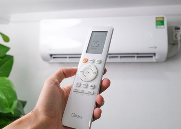 M&aacute;y lạnh Midea