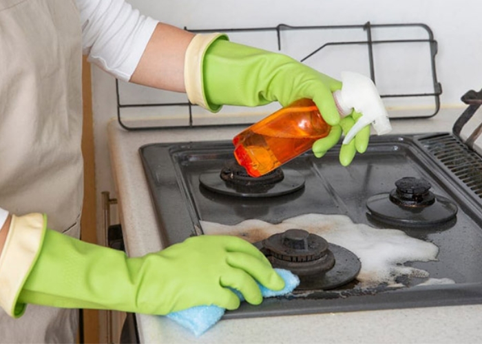 Loại bỏ dầu mỡ trong nh&agrave; bếp