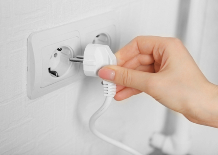 C&aacute;ch sử dụng ổ cắm điện an to&agrave;n