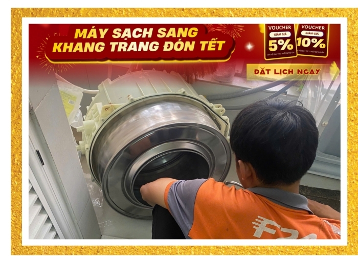 Thợ điện lạnh trực tết