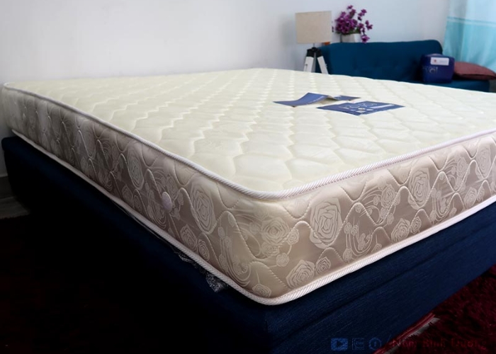 C&aacute;ch giặt nệm l&ograve; xo tại nh&agrave;