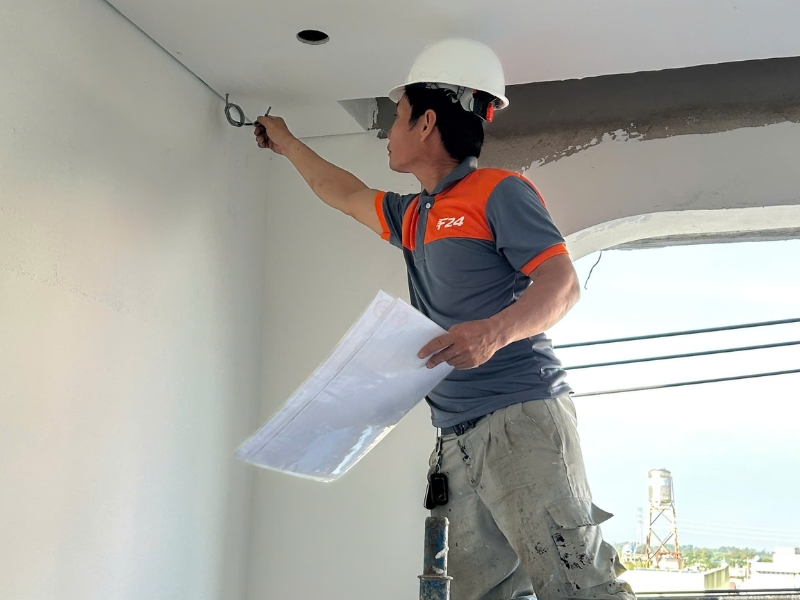 thi c&ocirc;ng chống thấm tường nh&agrave;