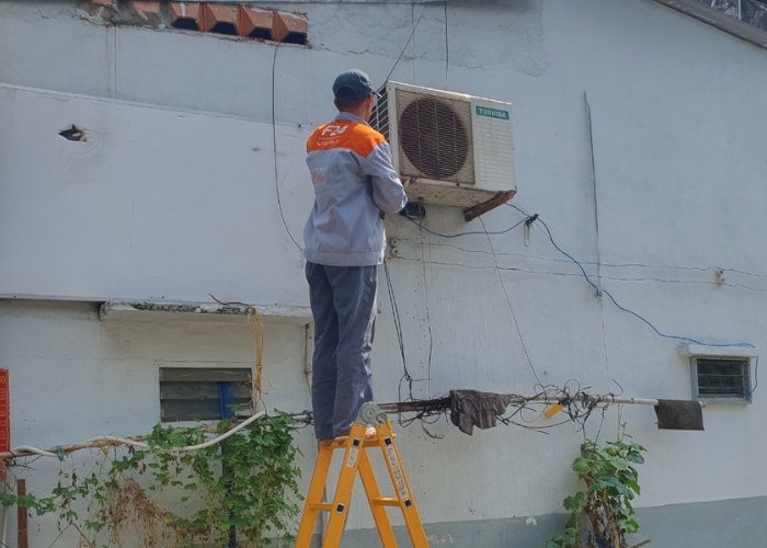 dịch vụ sửa chữa m&aacute;y lạnh Toshiba