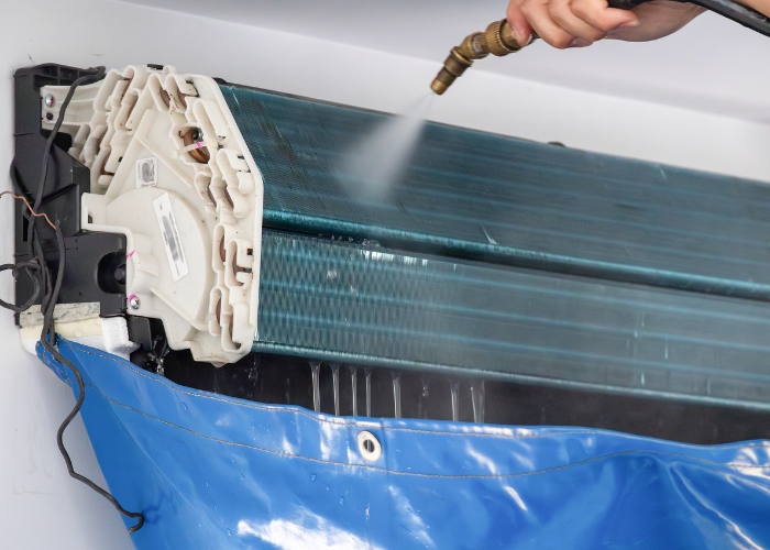 vệ sinh d&agrave;n lạnh