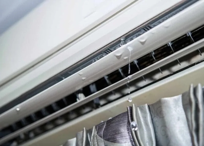 Máng hứng nước bị nứt, vỡ