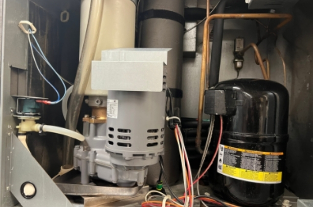 M&aacute;y c&oacute; thể r&ograve; rỉ gas ở mối h&agrave;n hoặc block bị suy yếu