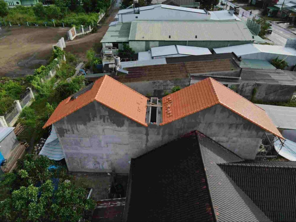 mẫu nh&agrave; m&aacute;i ng&oacute;i đẹp mang dấu ấn The Roof Builder